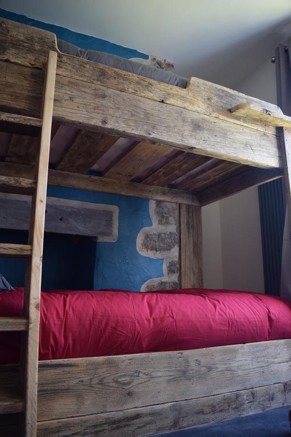 Ty Glyndwr Bunkhouse, Bar And Cafe Vandrehjem Caernarfon Eksteriør billede