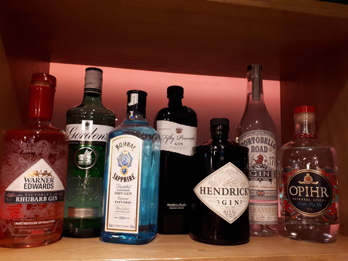 Ty Glyndwr Bunkhouse, Bar And Cafe Vandrehjem Caernarfon Eksteriør billede